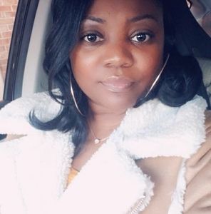 Meet your Posher, Ebony